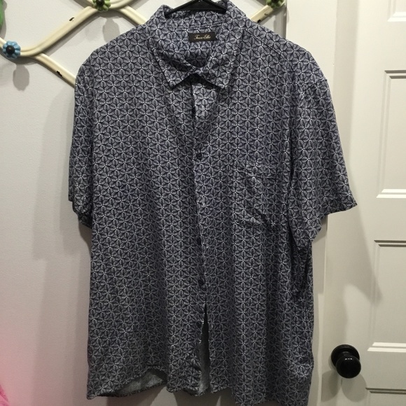 Mens shirt - Picture 1 of 2